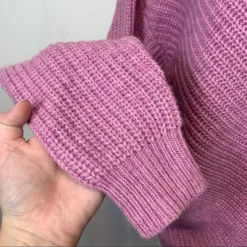 Heartloom Dani Dusty Pink Lilac Knit Sweater Size Woman's Medium